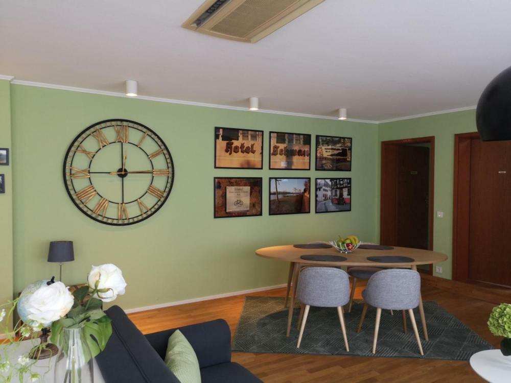 Zum Neuen Schwan Hotel Walluf Luaran gambar