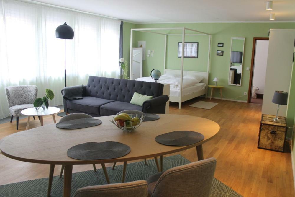 Zum Neuen Schwan Hotel Walluf Luaran gambar